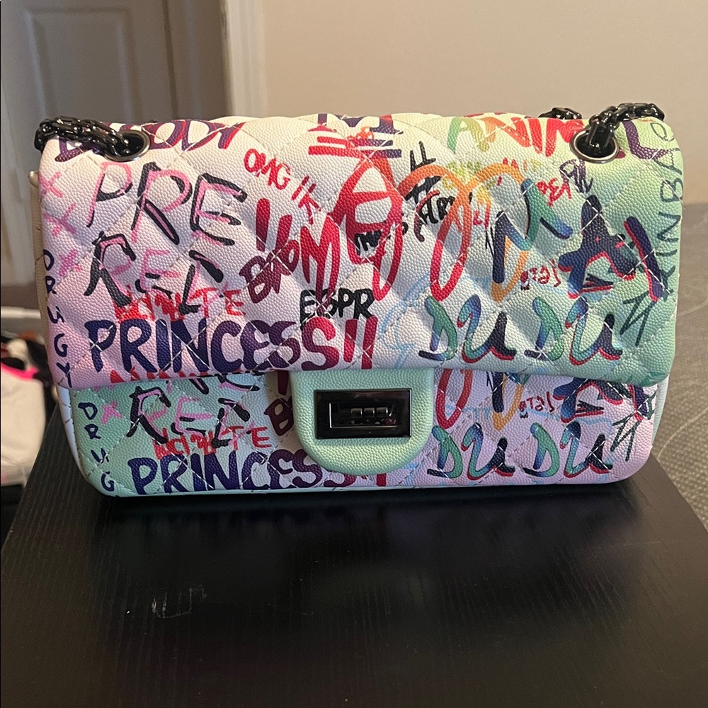 Graffiti Print Women's Bag